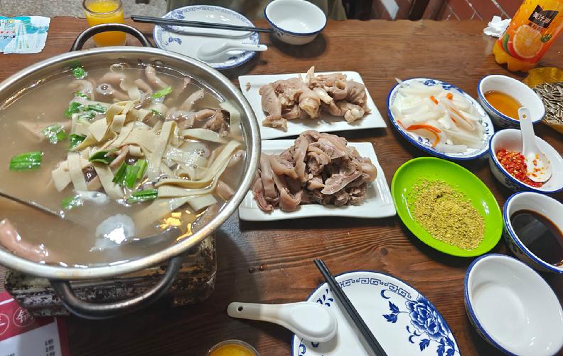 刘珂垃羊肉汤馆